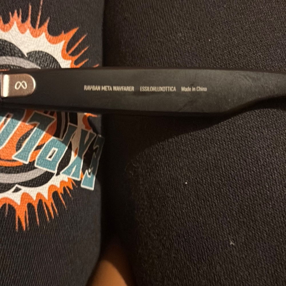 Meta-Ray-Ban AI smart glasses - Picture 5 of 7